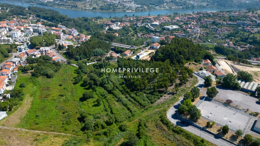 Terreno para Venda em Vilar de Andorinho Foto 9