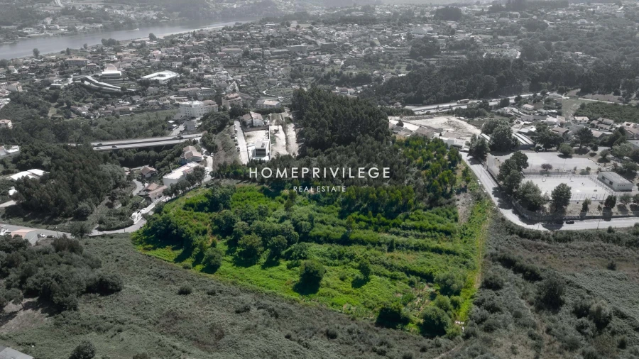 Terreno para Venda em Vilar de Andorinho Foto 12