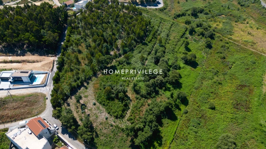 Terreno para Venda em Vilar de Andorinho Foto 17