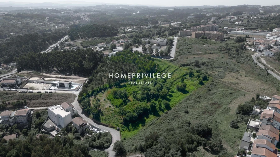 Terreno para Venda em Vilar de Andorinho