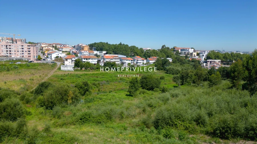 Terreno para Venda em Vilar de Andorinho Foto 10