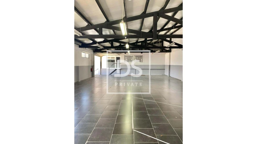 Armazém para Venda em Rio Tinto Foto 19