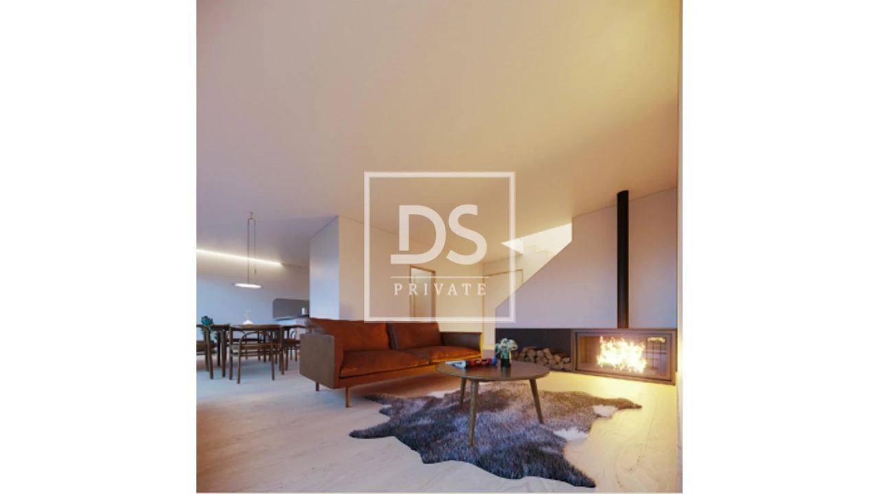 Apartamento T4 para Venda em Aldoar, Foz do Douro e Nevogilde Foto 1