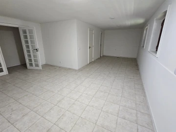 Moradia T5 para Venda em Gulpilhares e Valadares