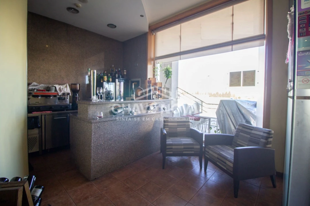 Negócio para Arrendamento em Arcozelo Foto 10