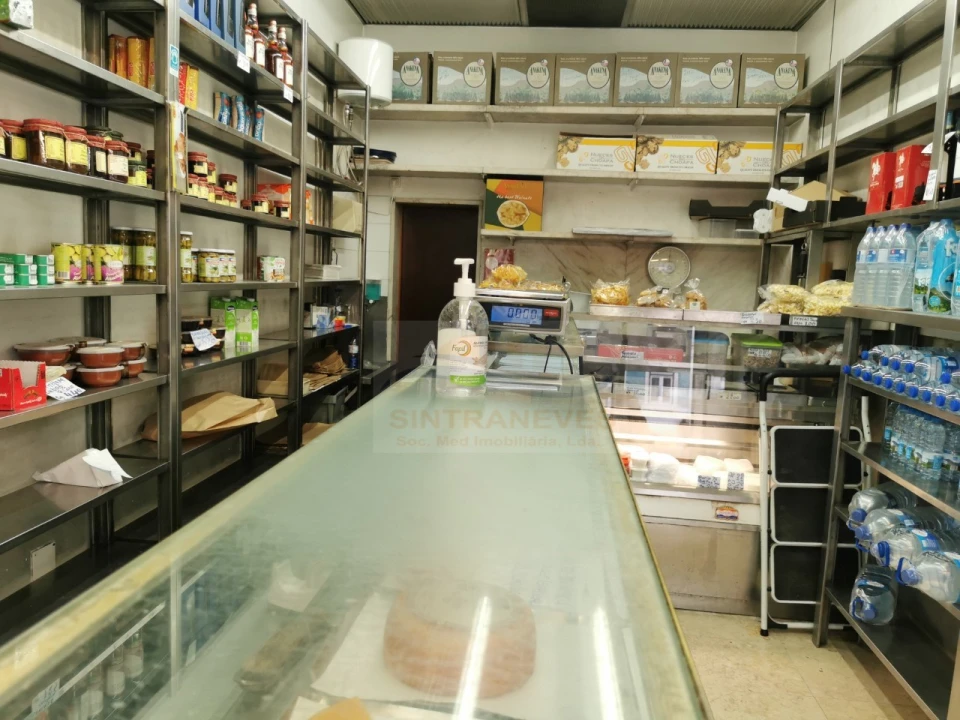 Loja para ced. p. contratual em Avenidas Novas Foto 8