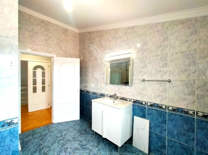 Moradia T5 para Venda em Guia, Ilha e Mata Mourisca Foto 8