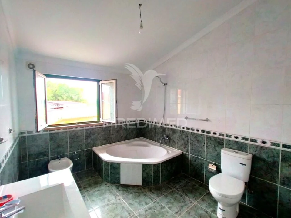 Moradia T5 para Venda em Guia, Ilha e Mata Mourisca Foto 12