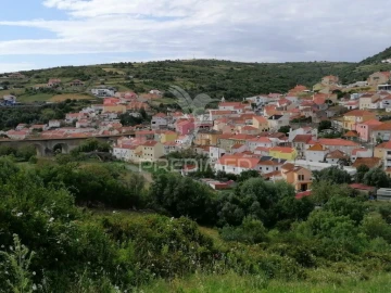 Terreno para Venda em Igreja Nova e Cheleiros