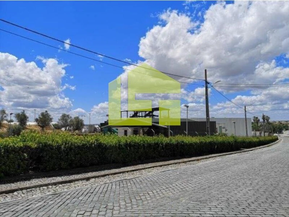 Armazém para Venda em Redondo Foto 1