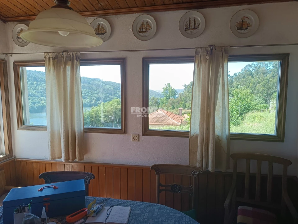 Moradia T4 para Venda em Foz do Sousa e Covelo Foto 6