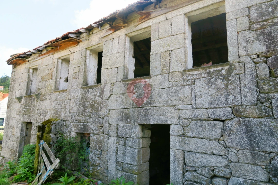 Moradia T0 para Venda em Riba de Mouro Foto 5