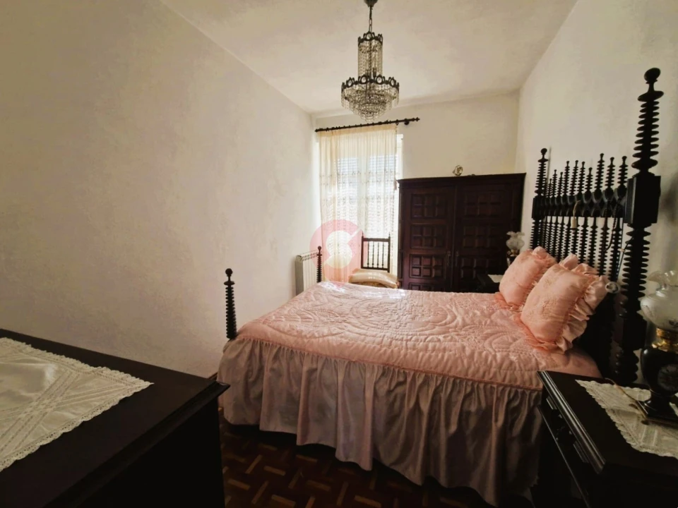 Moradia T4 para Venda em Bela Foto 16