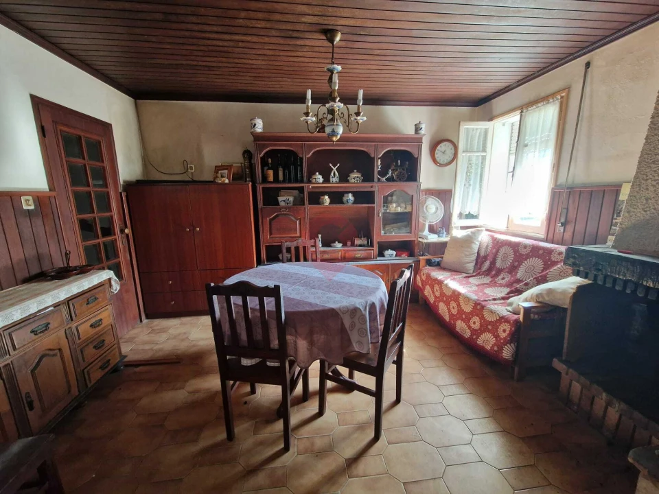 Moradia T4 para Venda em Bela Foto 12