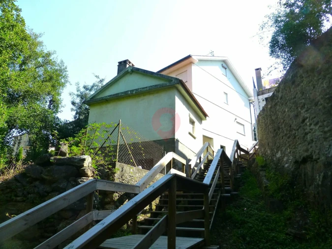 Moradia T4 para Venda em Ceivães e Badim Foto 3