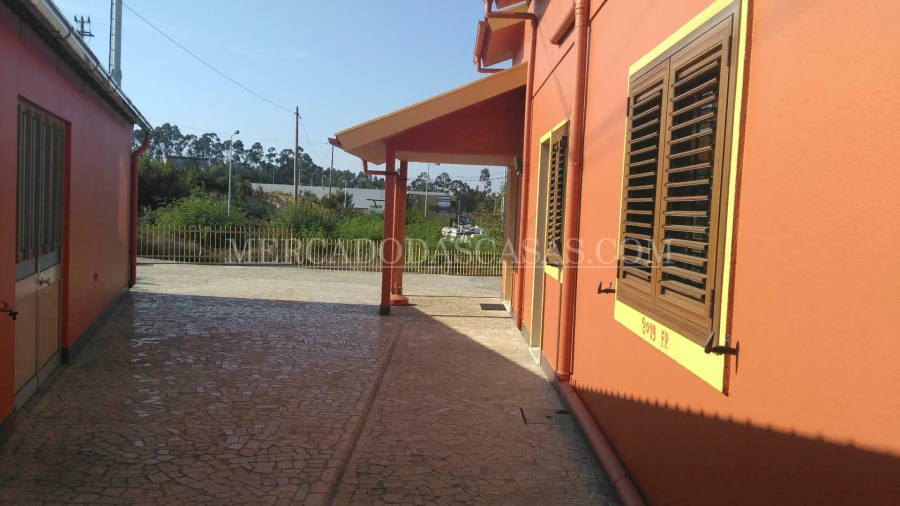 Moradia T5 para Venda em Esmoriz Foto 2