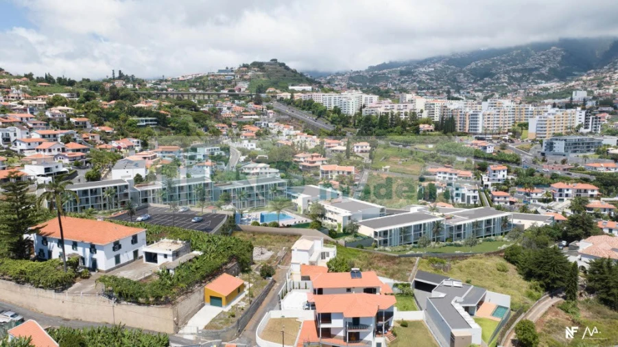 Apartamento T1 para Venda em São Martinho Foto 10