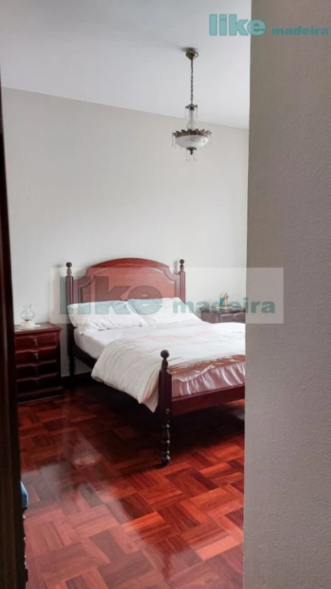 Moradia T5 para Venda em Monte