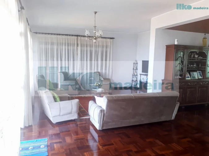 Moradia T5 para Venda em Monte Foto 3