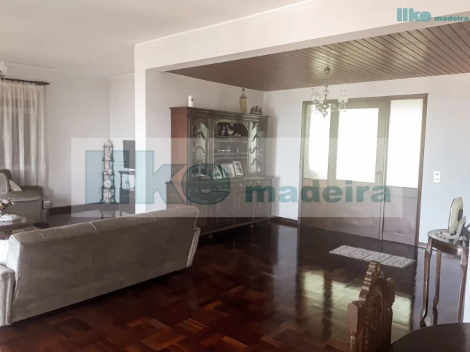 Moradia T5 para Venda em Monte Foto 6
