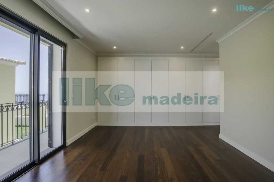Moradia T3 para Venda em São Martinho Foto 11