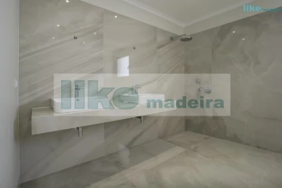Moradia T3 para Venda em São Martinho