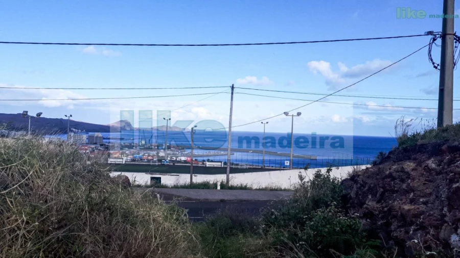 Terreno para Venda em Caniçal Foto 2