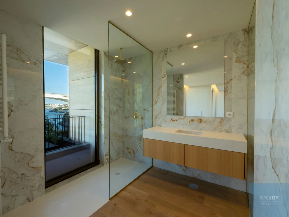 Apartamento T3 para Venda em Lordelo do Ouro e Massarelos Foto 50