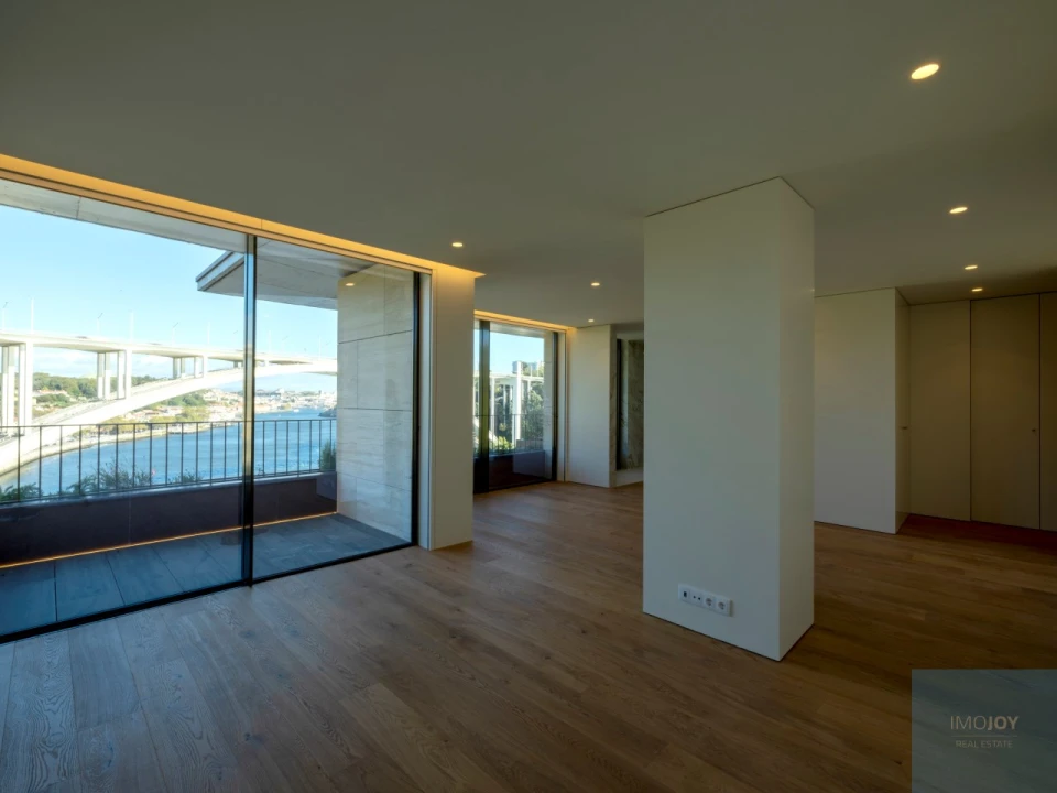 Apartamento T3 para Venda em Lordelo do Ouro e Massarelos Foto 40
