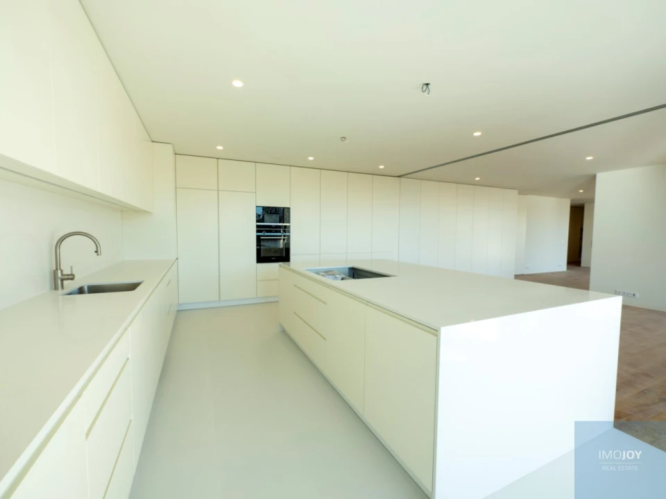 Apartamento T3 para Venda em Lordelo do Ouro e Massarelos Foto 27