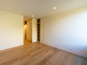 Apartamento T3 para Venda em Lordelo do Ouro e Massarelos