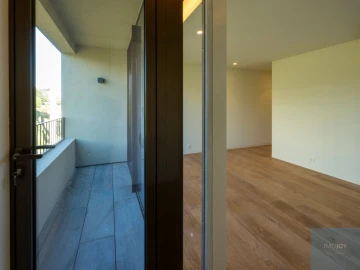 Apartamento T3 para Venda em Lordelo do Ouro e Massarelos