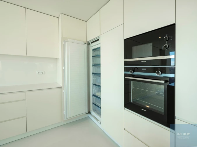 Apartamento T3 para Venda em Lordelo do Ouro e Massarelos Foto 30