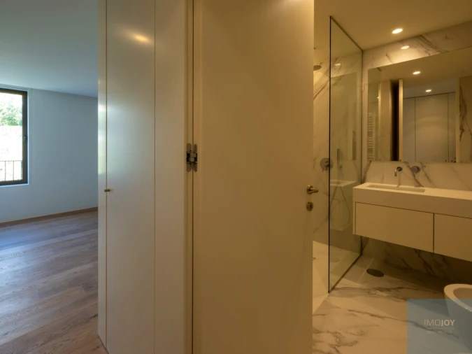 Apartamento T3 para Venda em Lordelo do Ouro e Massarelos Foto 36