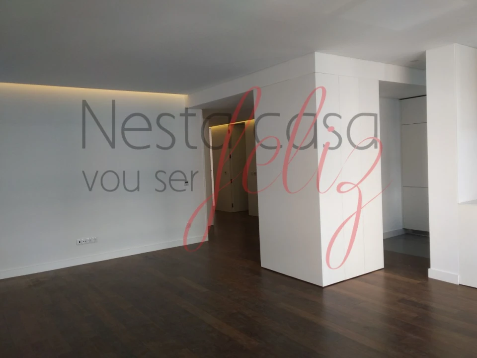 Apartamento T4 para Venda em Cedofeita, Santo Ildefonso, Sé, Miragaia, São Nicolau e Vitória Foto 16