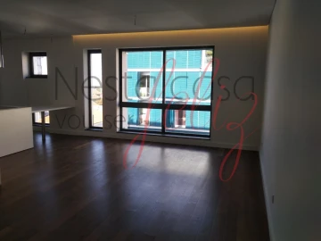 Apartamento T4 para Venda em Cedofeita, Santo Ildefonso, Sé, Miragaia, São Nicolau e Vitória