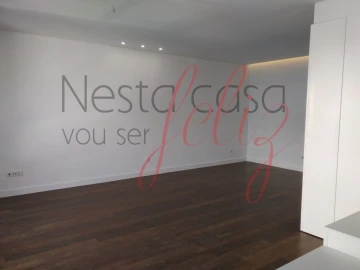Apartamento T4 para Venda em Cedofeita, Santo Ildefonso, Sé, Miragaia, São Nicolau e Vitória