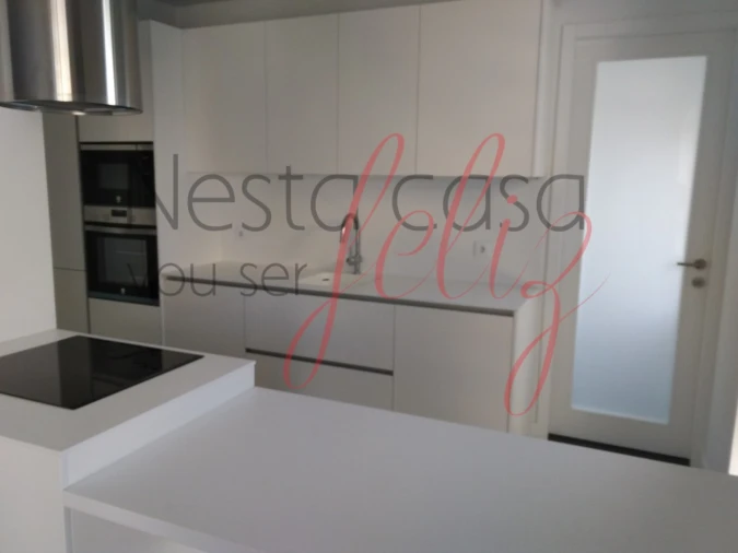 Apartamento T4 para Venda em Cedofeita, Santo Ildefonso, Sé, Miragaia, São Nicolau e Vitória Foto 5