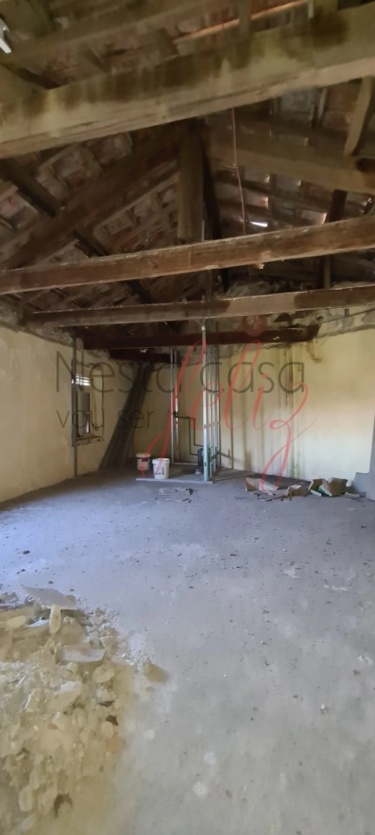 Moradia T7 para Venda em Folgosa Foto 22