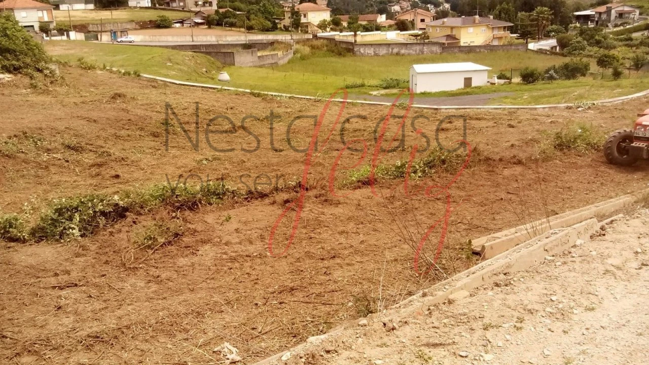 Moradia para Venda em Foz do Sousa e Covelo Foto 2