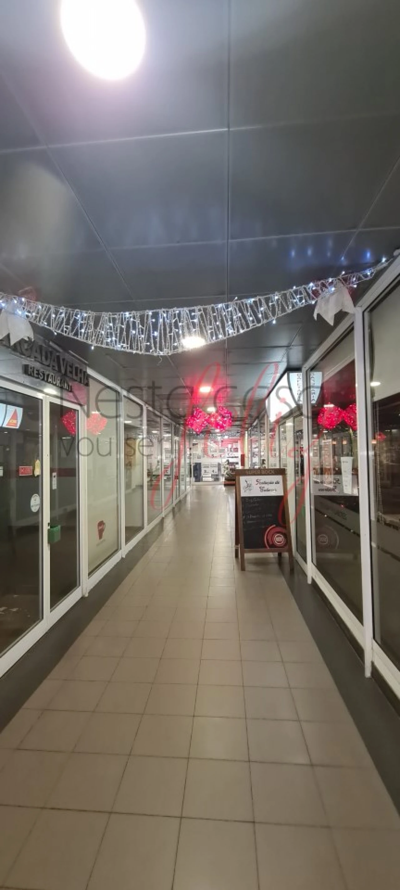 Loja para Venda em Gondomar (São Cosme), Valbom e Jovim Foto 8