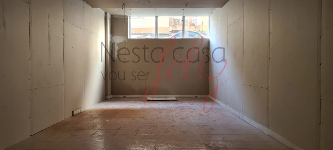 Loja para Venda em Gondomar (São Cosme), Valbom e Jovim Foto 3