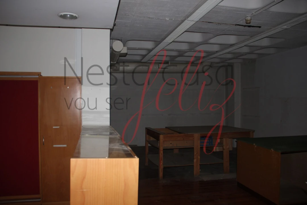 Loja para Venda em Gondomar (São Cosme), Valbom e Jovim Foto 3