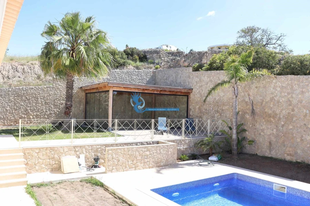 Moradia T4 para Venda em Albufeira e Olhos de Água Foto 11
