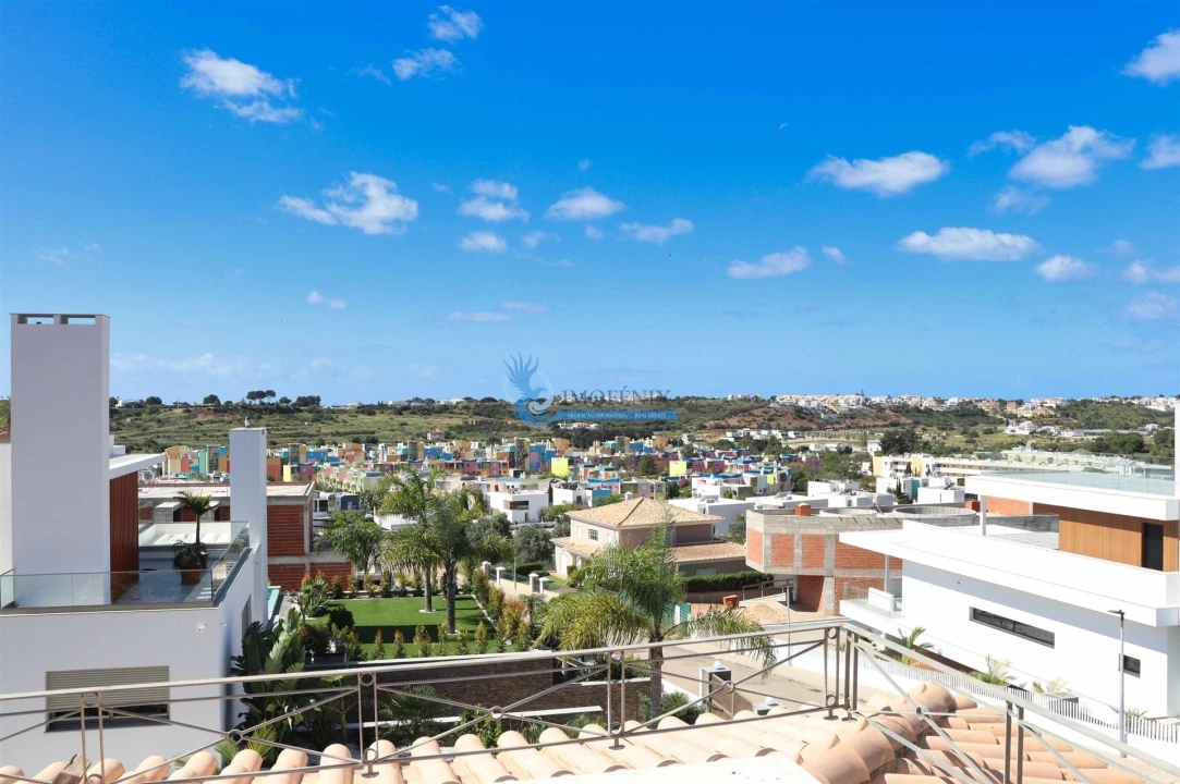 Moradia T4 para Venda em Albufeira e Olhos de Água Foto 38