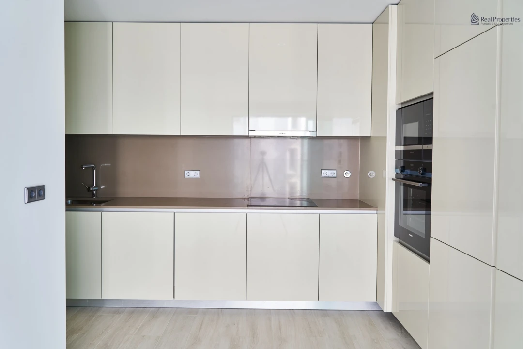 Apartamento T2 para Venda em Quarteira Foto 5
