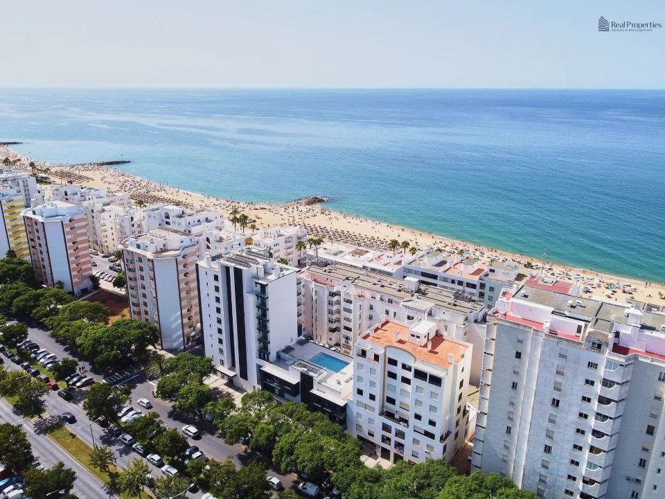 Apartamento T2 para Venda em Quarteira Foto 24