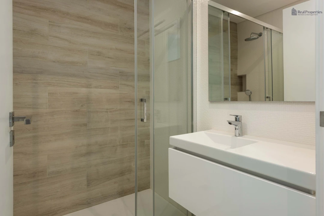 Apartamento T2 para Venda em Quarteira Foto 18