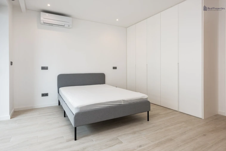 Apartamento T2 para Venda em Quarteira Foto 13