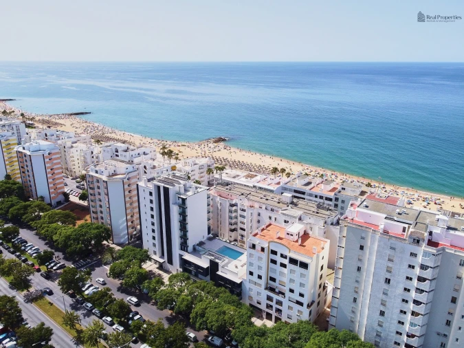 Apartamento T2 para Venda em Quarteira Foto 24